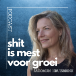 <b>Shit is mest voor groei</b> <br>In deze podcast interviewt Jacomijn Kruisbrink Ellen van Son, directeur Vereniging leven met dood, over leren leven met dood en rouw.