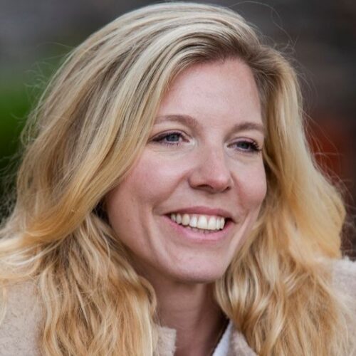 <b>“Rouw is geen individuele reis, maar een soort parallel bestaan” </b> <br>Rouwexpert Hanne van Willigenburg beantwoordt drie vragen over rouw en verlies.