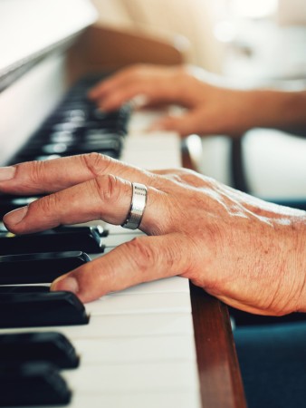 Wat ik mis Column van Anne Bannink over liefde en loslaten bij dementie.